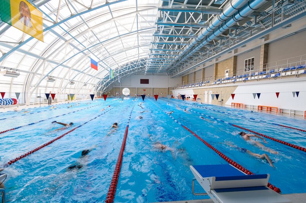 У Маріуполі готують до відкриття два стадіони і басейн